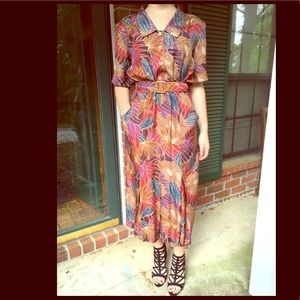 Vintage 1980s Vogue Alley belted silk dress size 8